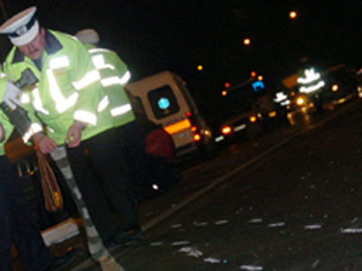 Un barbat fara carnet de conducere a facut praf doua masini la Sibiu!