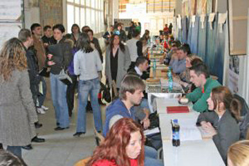 Reincepe batalia pentru locurile de munca in strainatate