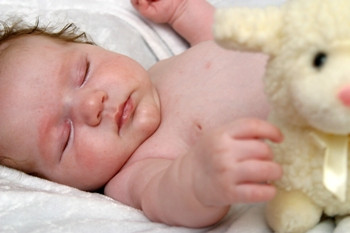 Gravidele care consuma cu moderatie alcool vor avea copii destepti