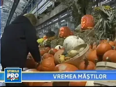 Vremea mastilor la Hollywood