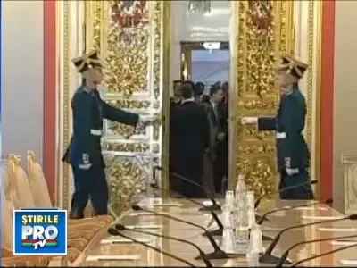 Invitat la Moscova, Moammar Ghaddafi s-a instalat la cort!