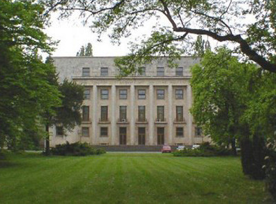 Afaceri in campusul de la Agronomie! 120 de lei camera pentru amor