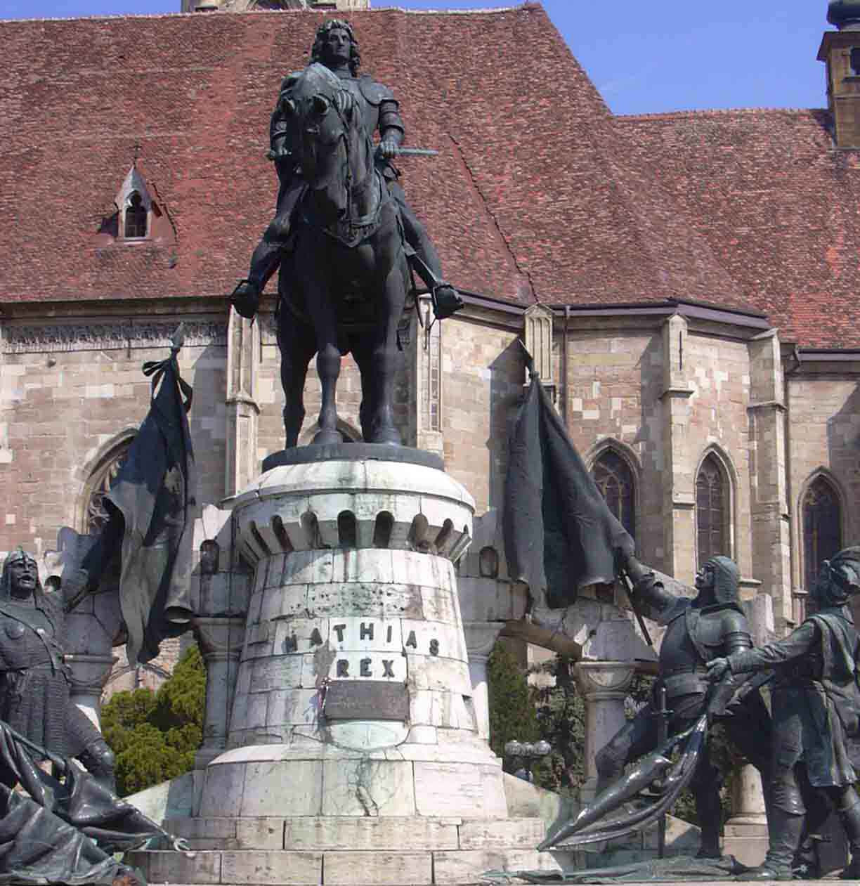 Corvin, marul discordiei intre un concern german si o parohie catolica!