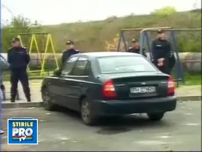 Nu e comedie! Jandarmii au pazit 14 ore un caiet!