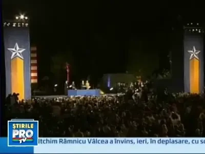 McCain: Ii urez succes noului presedinte