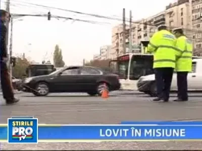Riscurile meseriei! Politist, accidentat intr-o misiune de patrulare