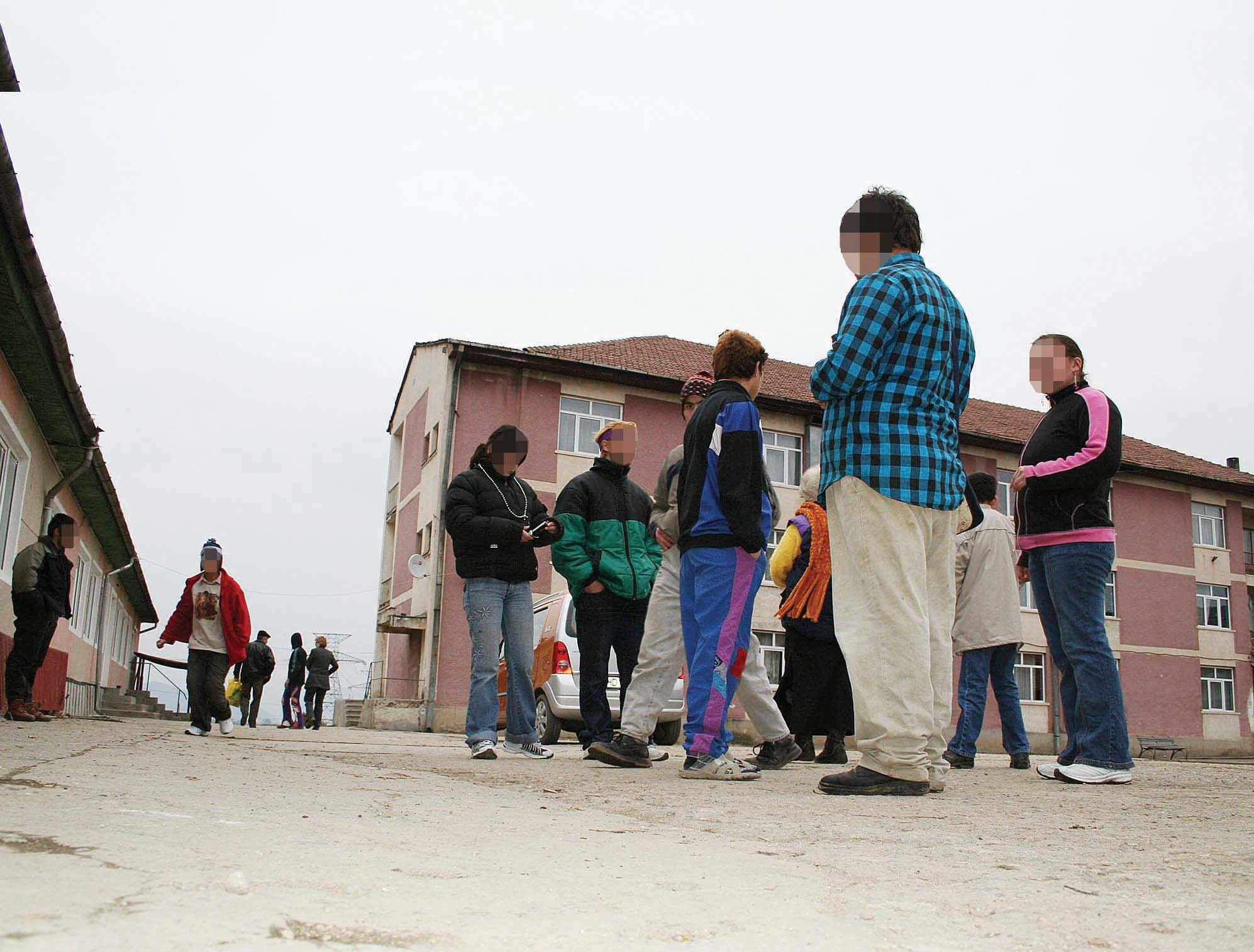 Romania, te iubesc! Despre copiii nimanui, ajunsi la 18 ani