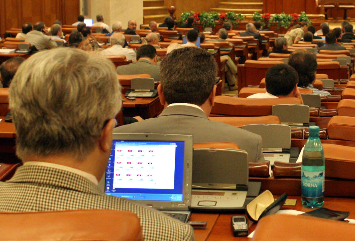 Parlamentarii sunt frustrati: nu-i asculta nimeni!