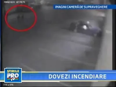 Masina incendiata, faptasi filmati dar neprinsi de politisti!