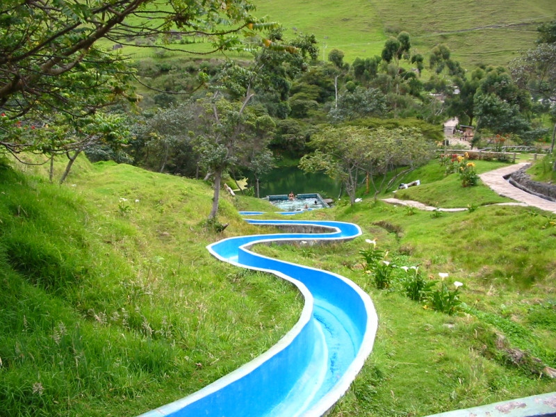 Du-ma acasa, tobogan!