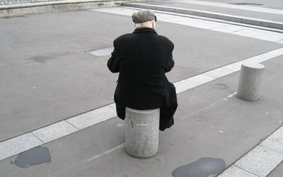 Batran din Cluj, gasit gol pusca si intr-o balta de sange