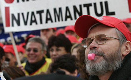 Sindicatele vor majorari salariale de 11%, Guvernul ofera doar 5%!