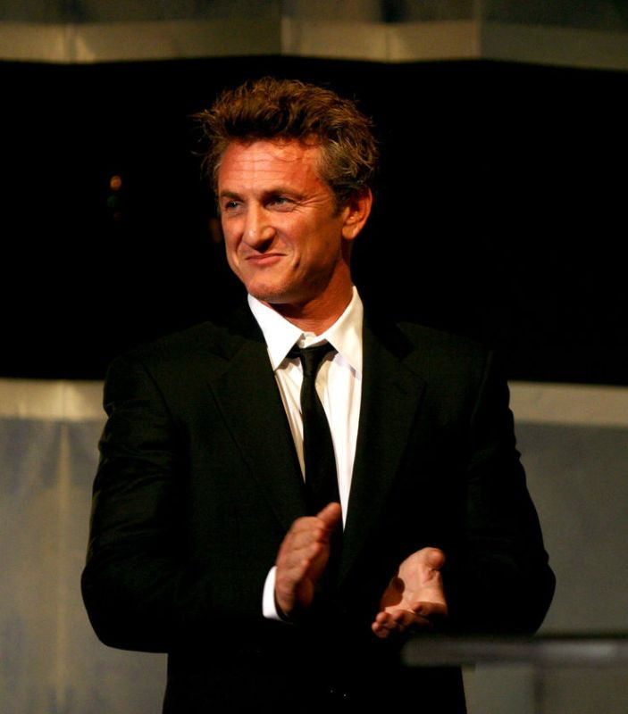 Premiat de critici! Sean Penn e pe val