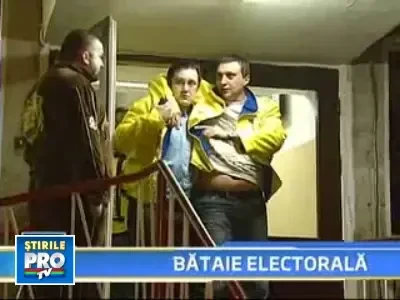 Lupte corp la corp pentru campanie!