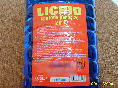 Te prinzi ce e in neregula la poza asta?