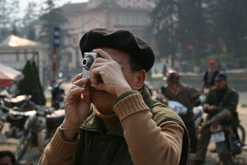 Cat de repede se dezbraca un chinez?