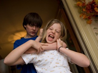 Copilul nu te asculta? Stai linistit, nu invata din greseli pana la 8 ani