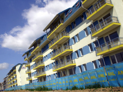 Soc pentru 2 soti care locuiau intr-un bloc ANL. Le-a cazut tavanul in pat