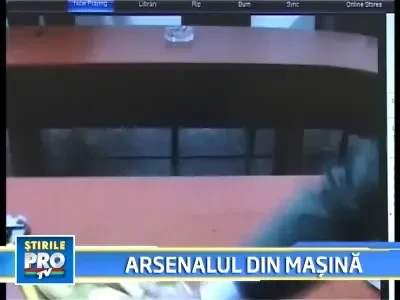 Droguri si unelte folosite la spargeri, in masina unor tineri din Hunedoara