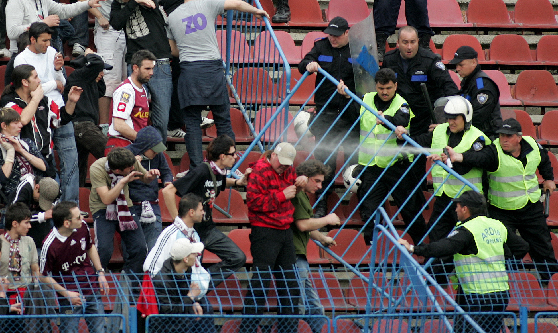 Rapid este bun de plata: 80.000 de lei pentru incidentele de pe Giulesti