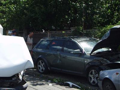 Neatentia se plateste scump! Patru dintr-o lovitura pentru un sofer