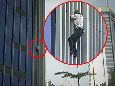 Spiderman a inspaimantat Indonezia