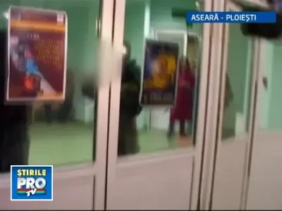 07cutitealapolitiebeta131108