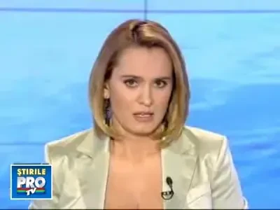 Italia: roman suspectat de furt, controlat pana la piele