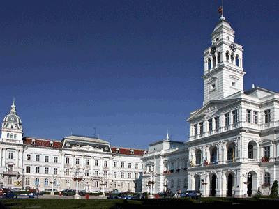 Strangeri de maini romano-ungare la Arad