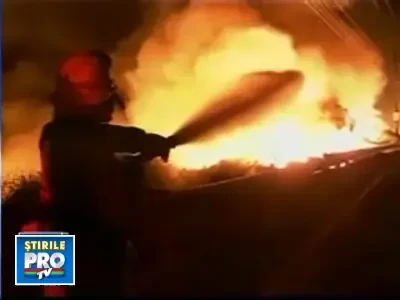 Incendiile fac ravagii in California. Circa 1000 de case sunt acum scrum