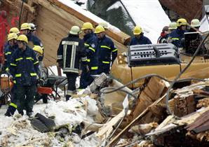 18 luni de inchisoare cu suspendare pentru cei 15 morti de la patinoar