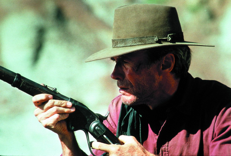 Clint Eastwood nu mai vrea sa auda de politica