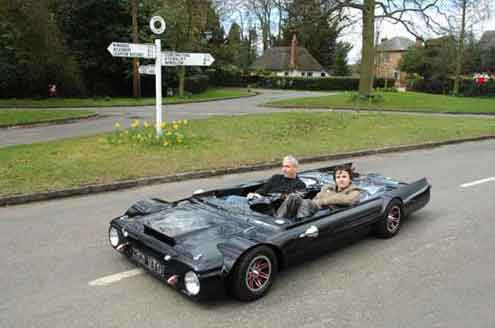 Vrei sa te plimbi cu cea mai plata masina din lume?