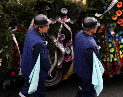 Patru mineri morti in exploziile de sambata au fost inmormantati joi