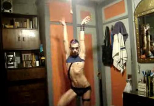 Senzatia anului! Un homosexual, pe ritmurile lui Beyonce