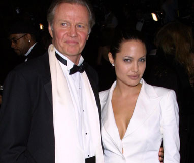 Tatal Angelinei spera sa vada gemenii de Ziua Recunostintei