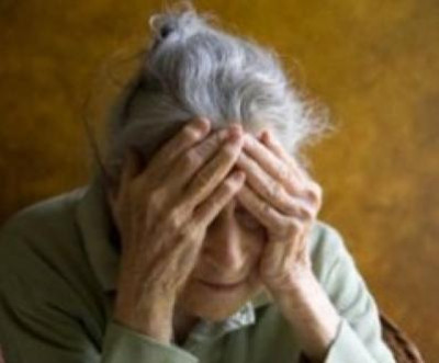 O argeseanca de 76 de ani a fost violata de propriul ei fiu!