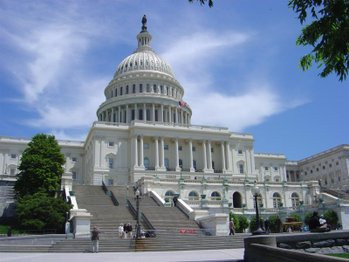 Niciun ban public catre colosii auto americani, in lipsa unui plan viabil