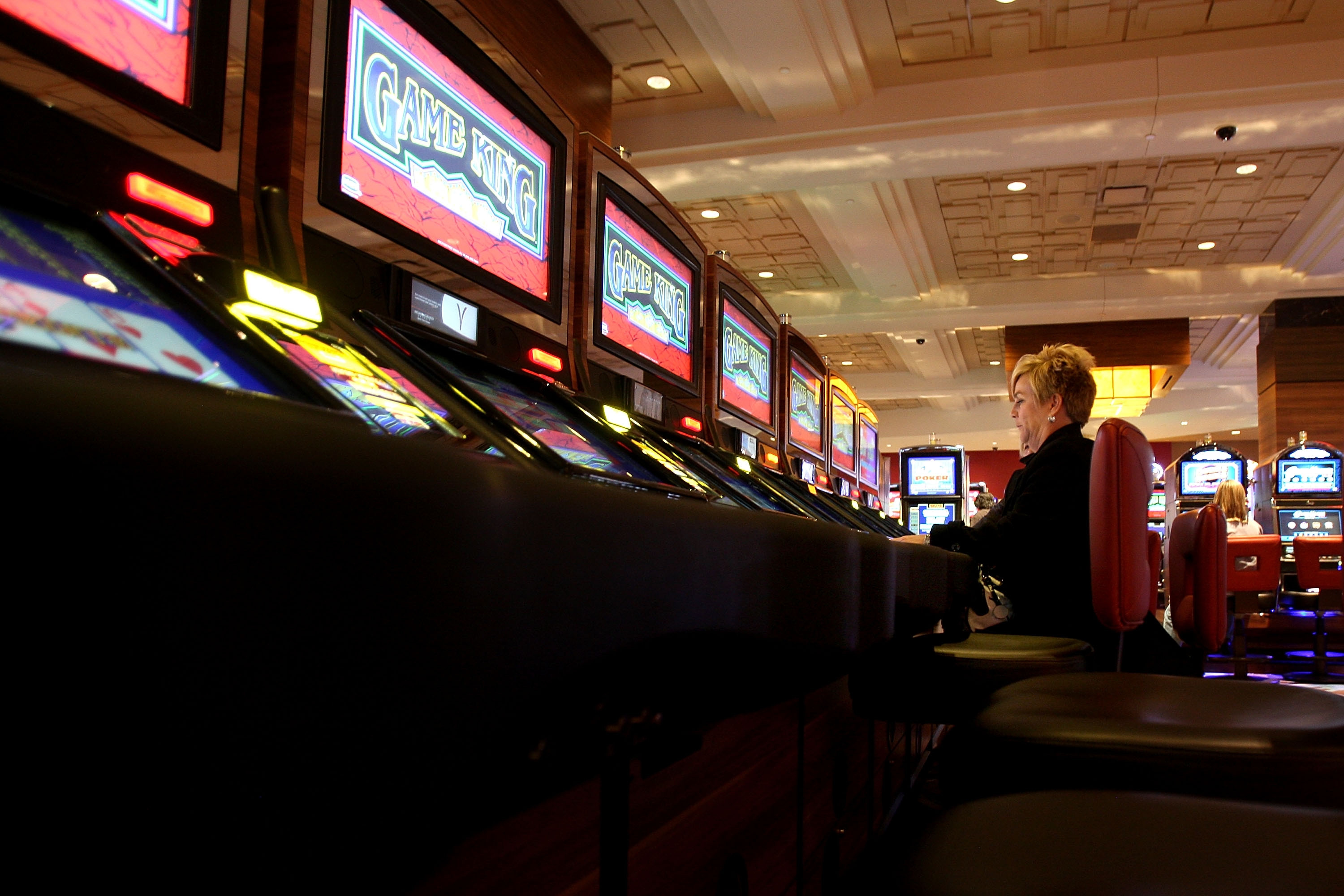 Batalie a la James Bond intr-un cazinou din Baia Mare