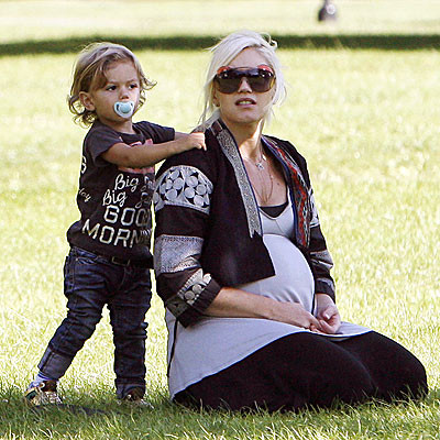 Fiul lui Gwen Stefani are lipici la gagici!