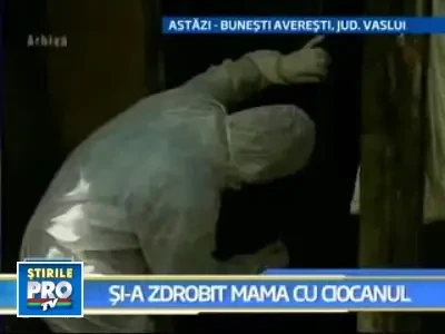 Dragoste de fiu: si-a zdrobit mama cu un ciocan!