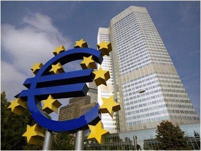 CE propune reducerea TVA si a dobanzii la euro pentru stimularea economiei