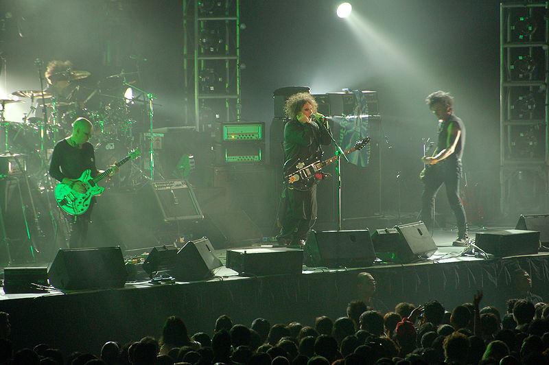 Povestea "The Cure" intr-un concert LIVE la MTV!