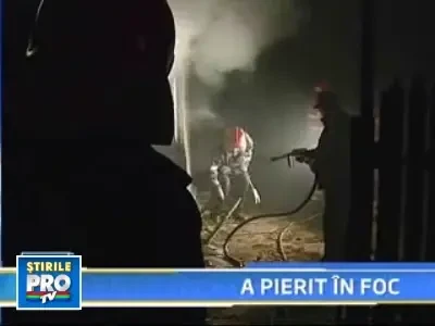 Noapte de foc in Bucuresti! Un barbat a murit carbonizat