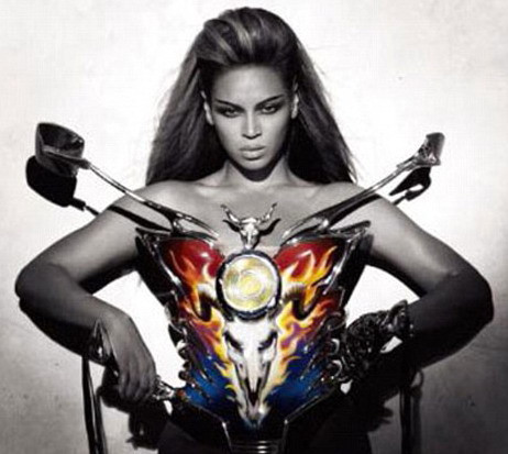 Beyonce si-a abandonat cainele la casa de discuri