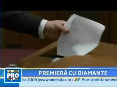 Demi Moore a facut o pasiune pentru diamante