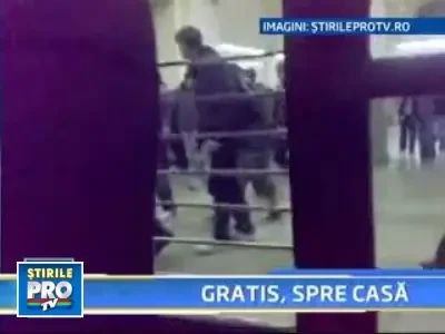 Batalie in gari! Tinerii se inghesuie sa voteze sau sa mearga gratis acasa?