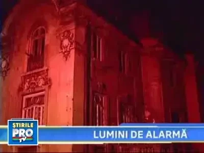Spectacol de lumini in Capitala rezervat numai cladirilor cu bulina rosie!