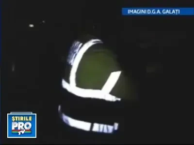 Doi politisti din Vrancea au crezut ca radarul detecteaza bani!