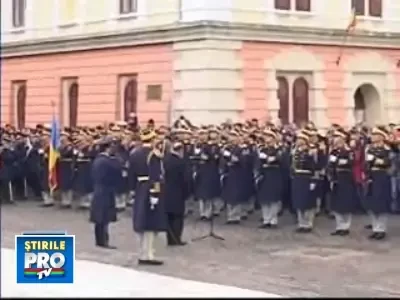 Basescu a mers la Alba Iulia, unde a sarbatorit cei 90 de ani de la Unire